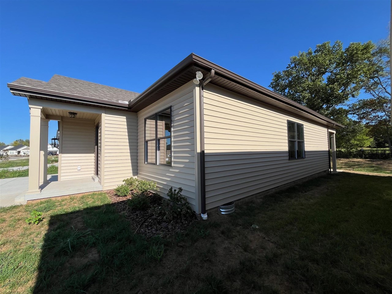 1161 Shallowford Street