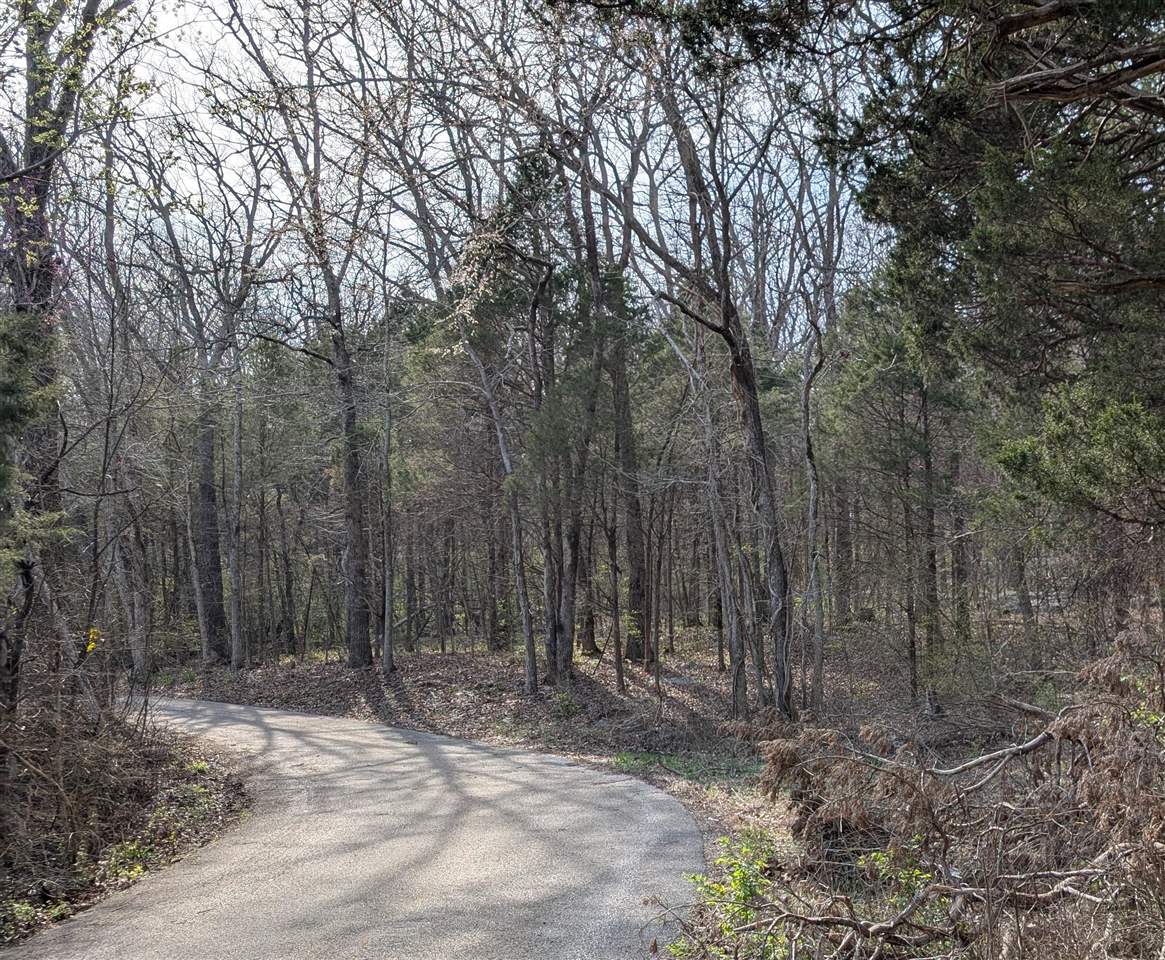 Photo 1 of 4 — Lot 2 Brookwood Drive, Bowling Green, KY 42101