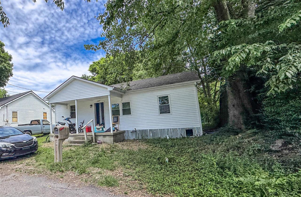 Photo 1 of 1 — 110 Tucker Street, Campbellsville, KY 42141