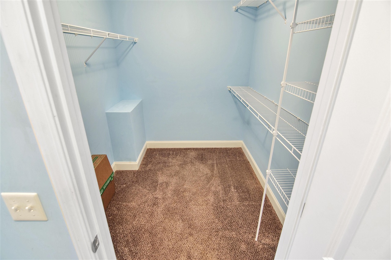 Bowling Green, Kentucky 42101, United States, 3 Bedrooms Bedrooms, ,2 BathroomsBathrooms,Residential,Active,98934