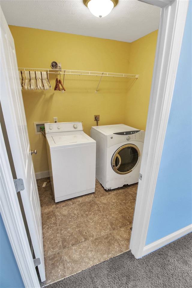 Bowling Green, Kentucky 42101, United States, 3 Bedrooms Bedrooms, ,2 BathroomsBathrooms,Residential,Active,98934