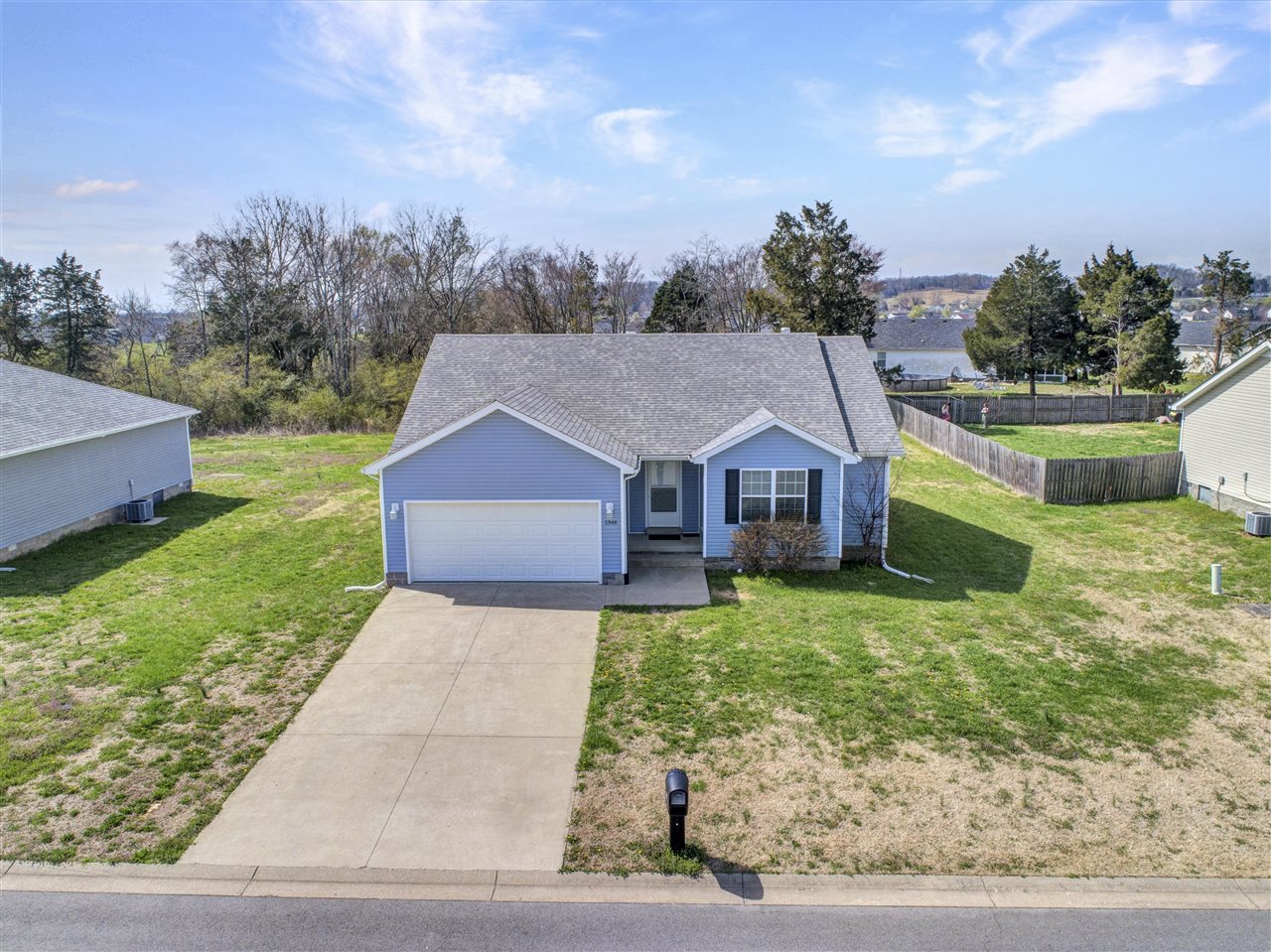 Bowling Green, Kentucky 42101, United States, 3 Bedrooms Bedrooms, ,2 BathroomsBathrooms,Residential,Active,98934