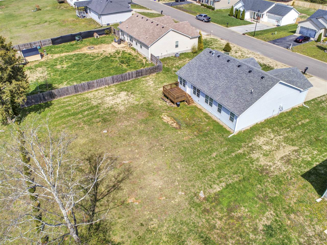 Bowling Green, Kentucky 42101, United States, 3 Bedrooms Bedrooms, ,2 BathroomsBathrooms,Residential,Active,98934