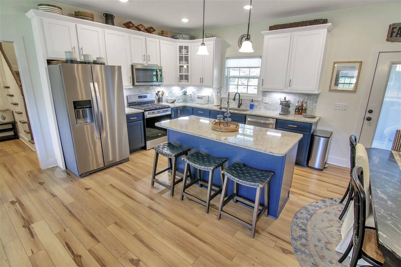 Bowling Green, Kentucky 42101, United States, 3 Bedrooms Bedrooms, ,2 BathroomsBathrooms,Residential,Active,229715