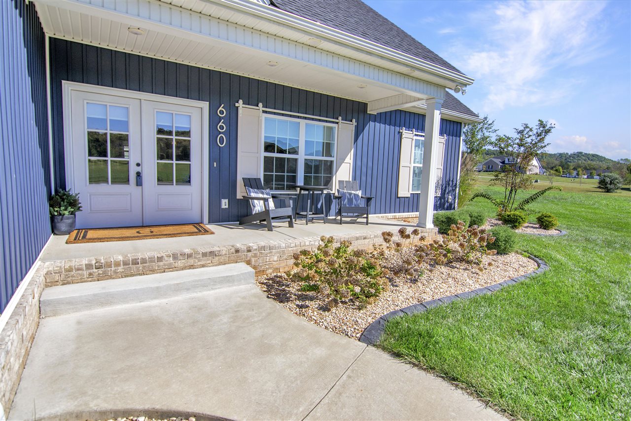 Bowling Green, Kentucky 42101, United States, 3 Bedrooms Bedrooms, ,2 BathroomsBathrooms,Residential,Active,229715