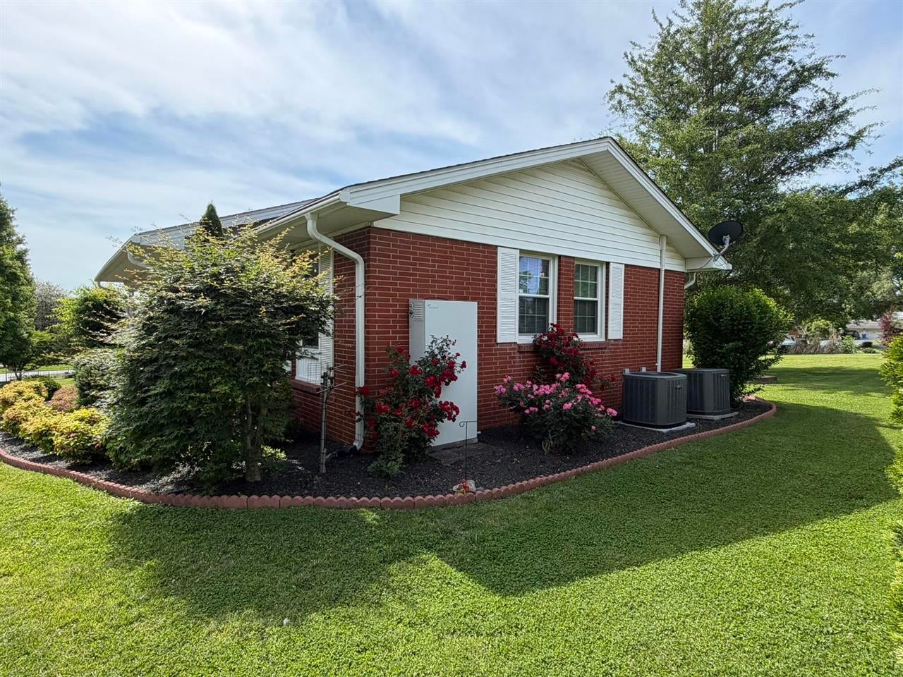 183 Southfork Road - Photo 3