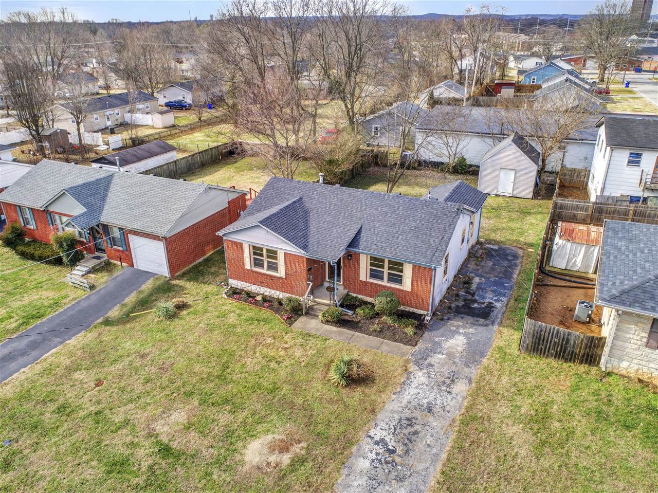 Bowling Green, Kentucky 42104, United States, 3 Bedrooms Bedrooms, ,1 BathroomBathrooms,Residential,Pending,22766