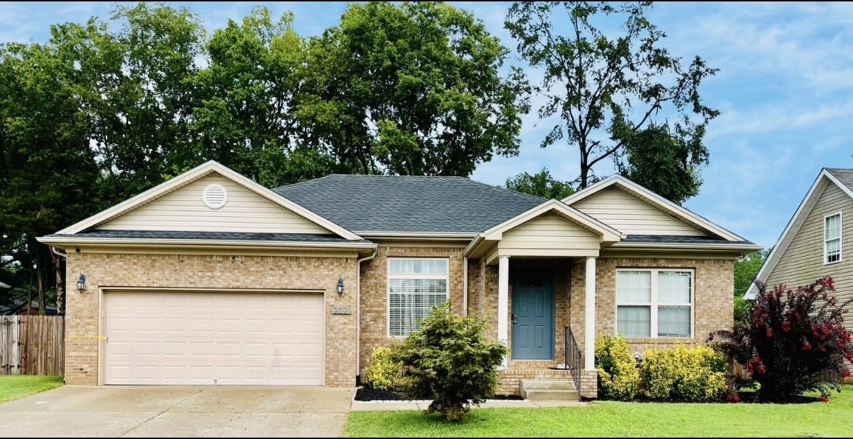 Photo 1 of 17 — 202 Shanks Mill Drive, Bowling Green, KY 42104