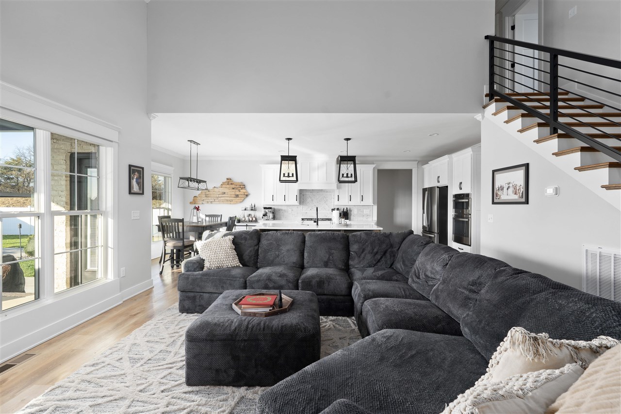 3273 Upper Gable Drive