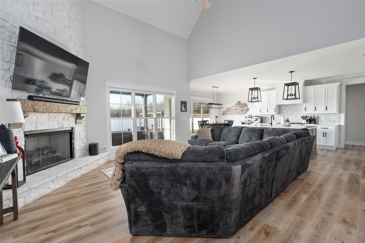 3273 Upper Gable Drive