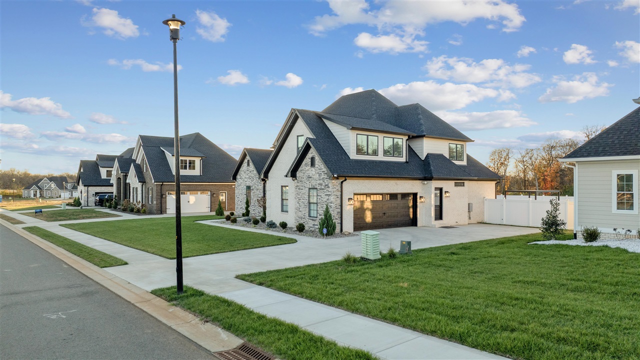 3273 Upper Gable Drive