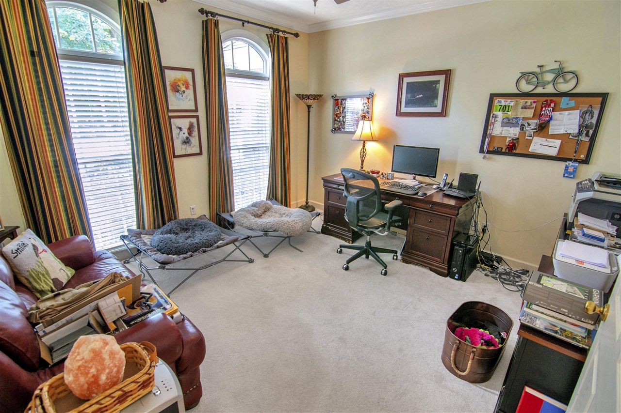 Bowling Green, Kentucky 42103, United States, 4 Bedrooms Bedrooms, ,4 BathroomsBathrooms,Residential,Pending,217778