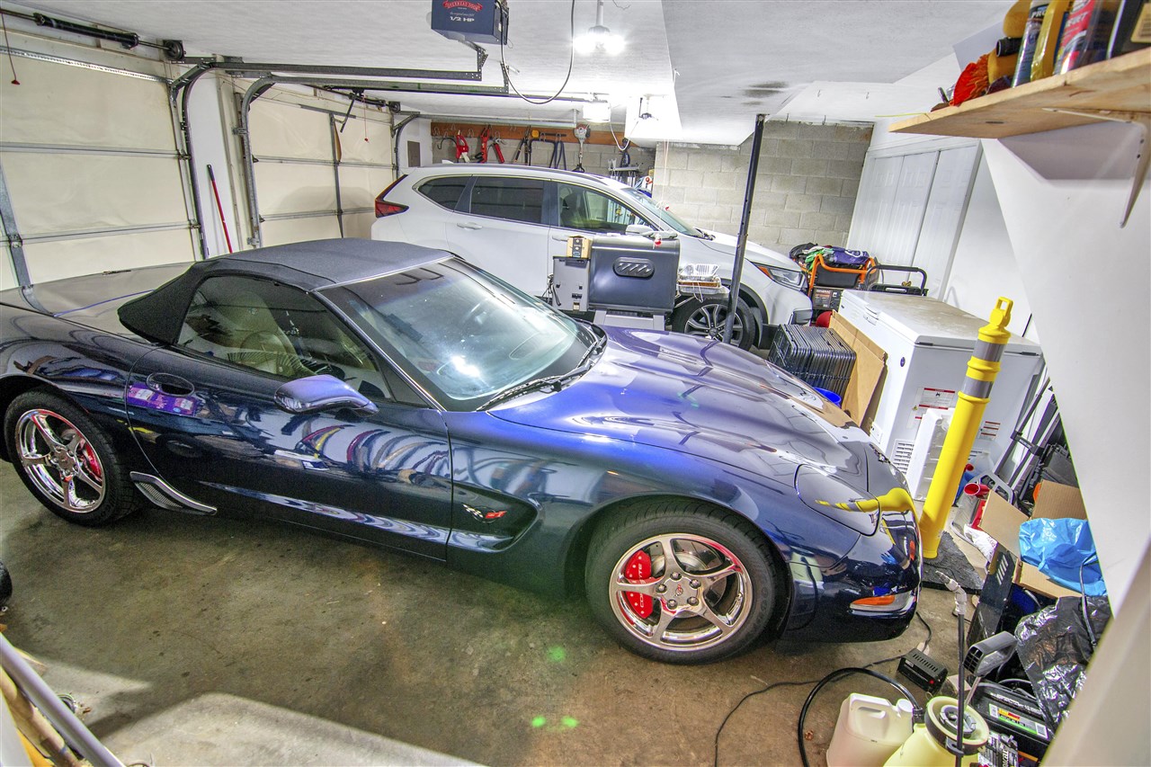 Bowling Green, Kentucky 42103, United States, 4 Bedrooms Bedrooms, ,4 BathroomsBathrooms,Residential,Pending,217778