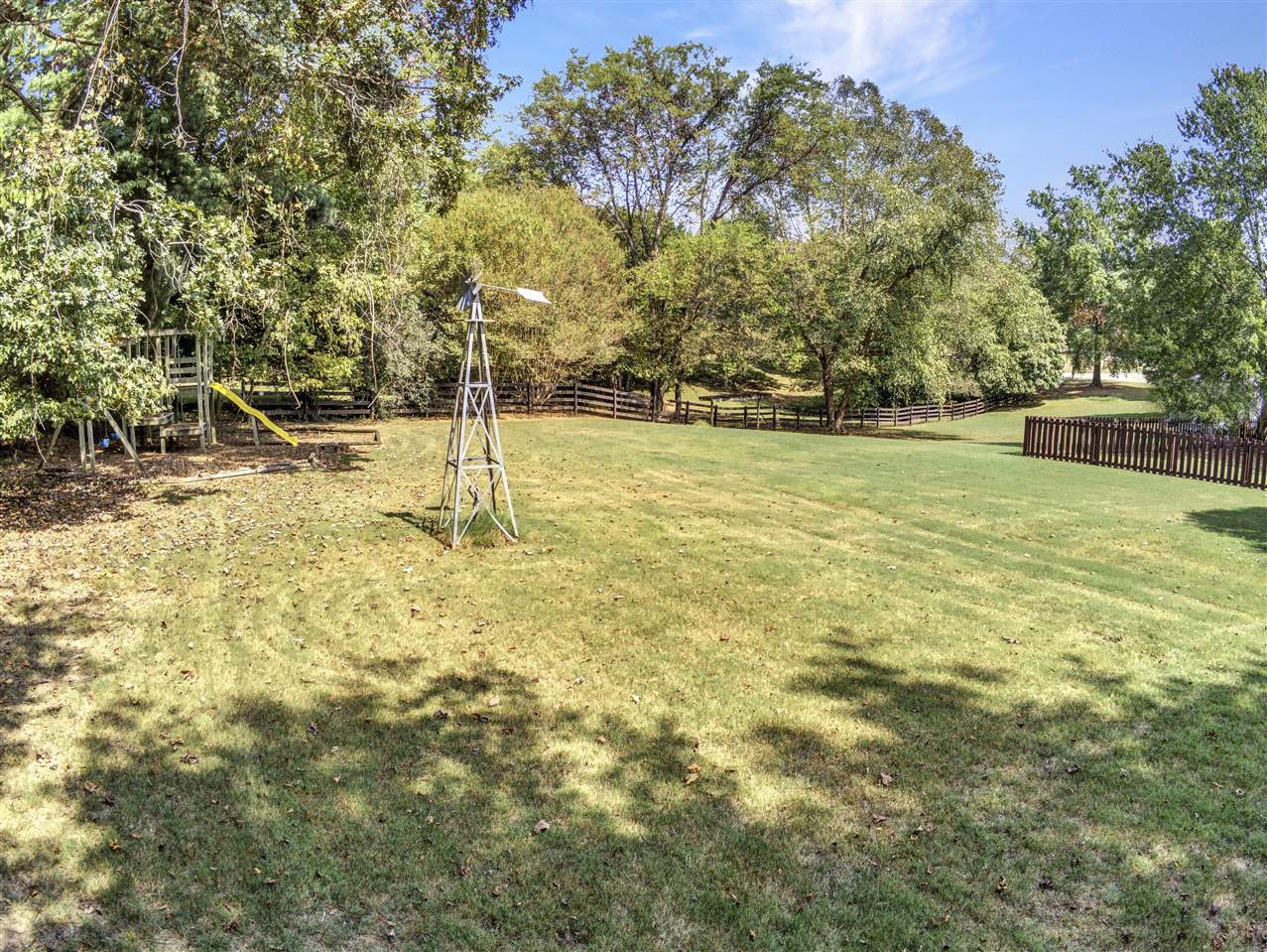 Bowling Green, Kentucky 42103, United States, 4 Bedrooms Bedrooms, ,4 BathroomsBathrooms,Residential,Pending,217778