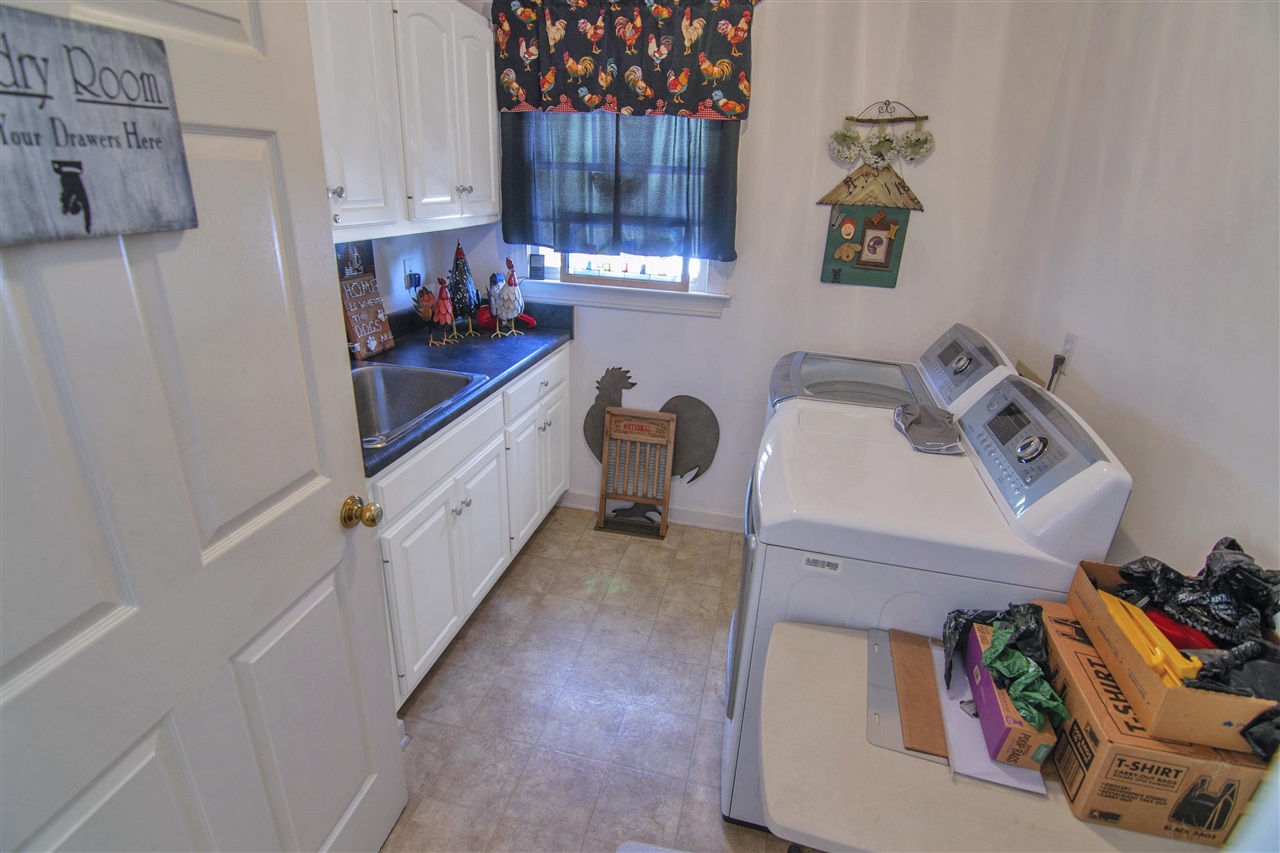 Bowling Green, Kentucky 42103, United States, 4 Bedrooms Bedrooms, ,4 BathroomsBathrooms,Residential,Pending,217778