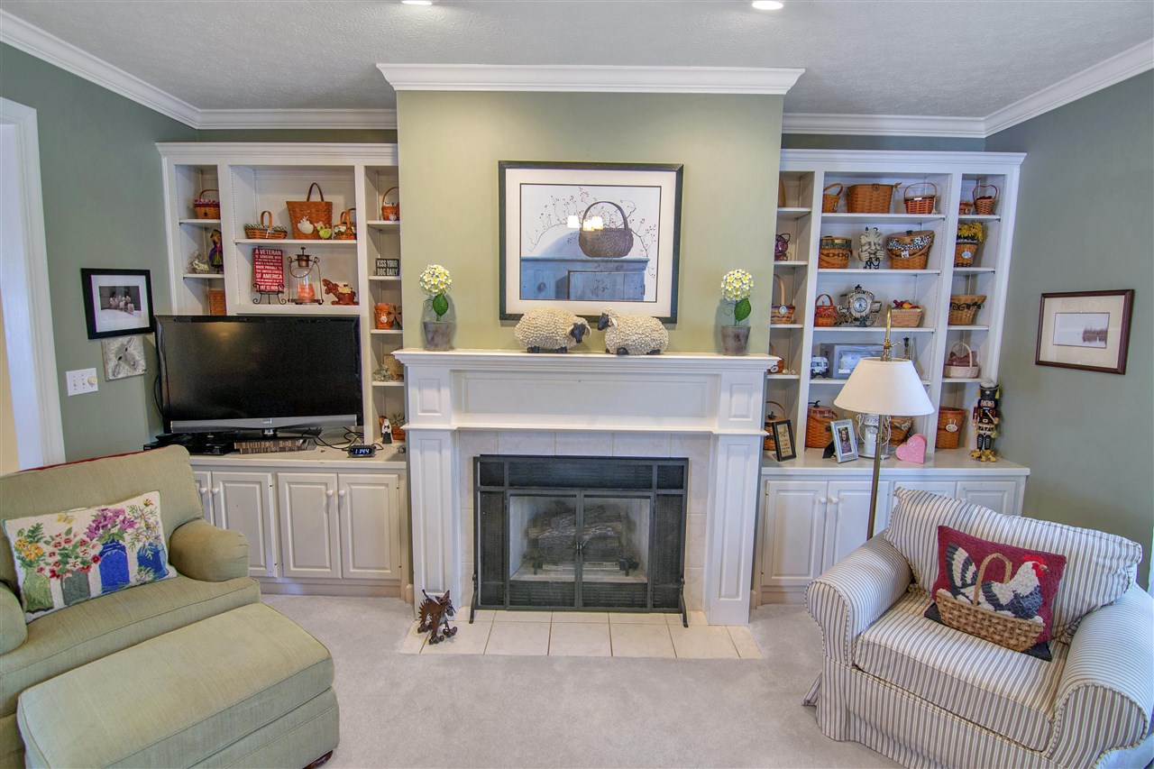 Bowling Green, Kentucky 42103, United States, 4 Bedrooms Bedrooms, ,4 BathroomsBathrooms,Residential,Pending,217778