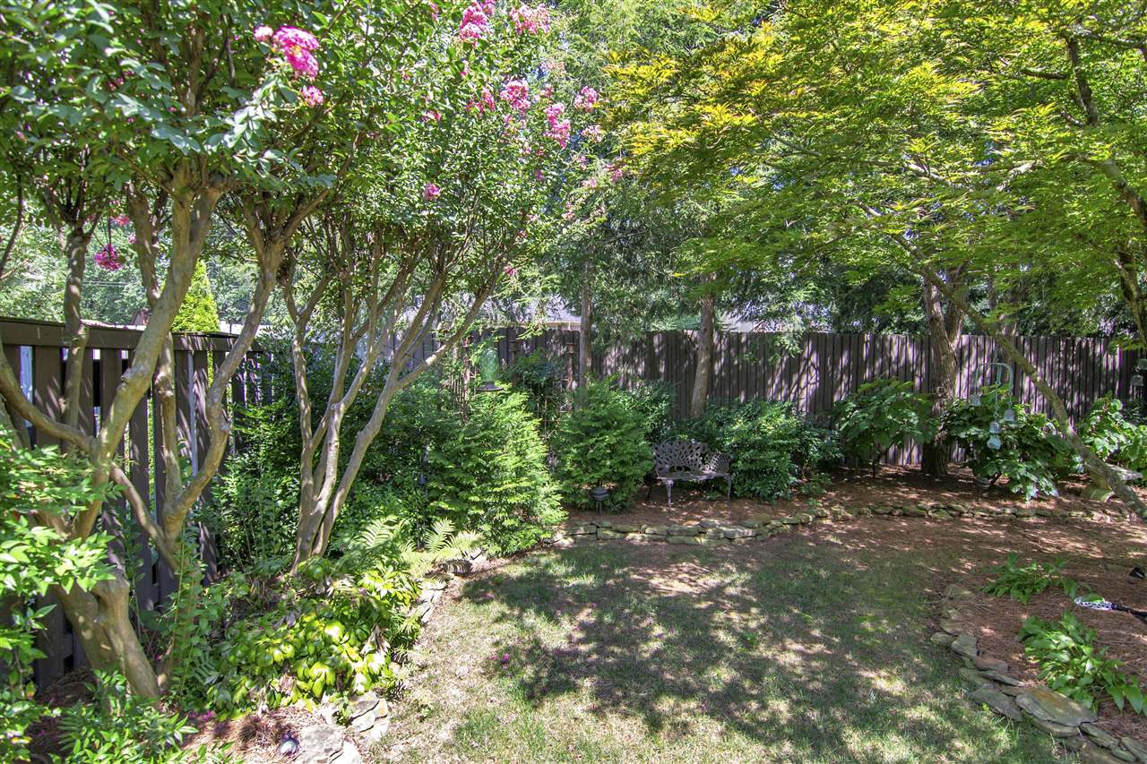 Bowling Green, Kentucky 42103, United States, 2 Bedrooms Bedrooms, ,2 BathroomsBathrooms,Residential,Pending,207613