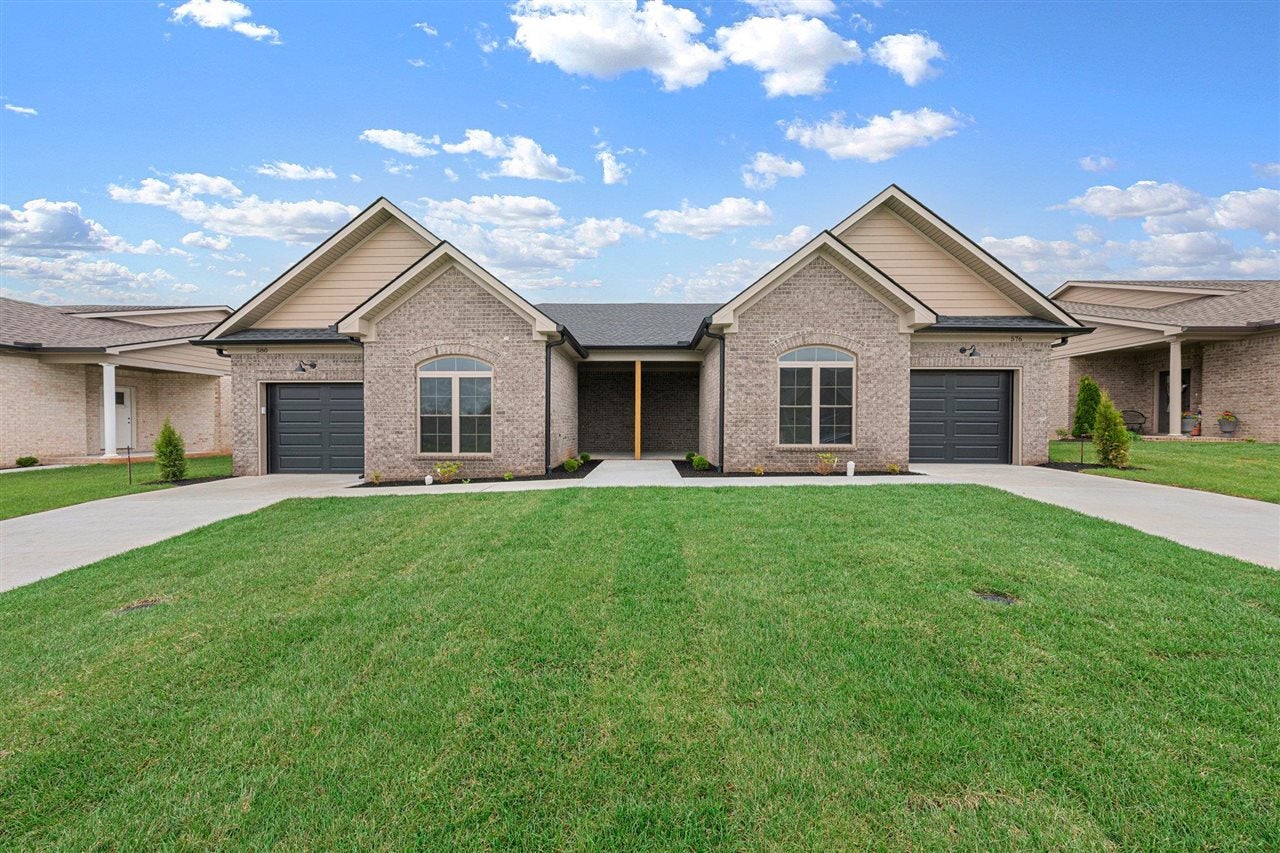 576 Cumberland Pointe Lane