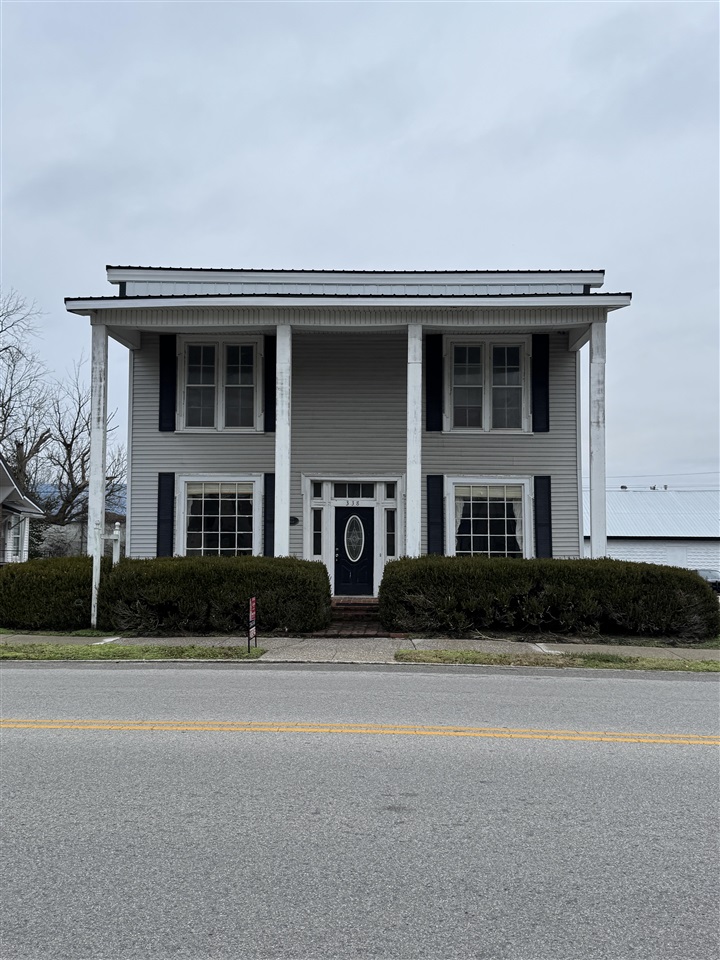 Photo 1 of 42 — 338 W 4th Street, Russellville, KY 42276