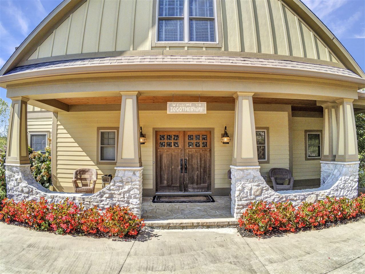 Austin, Kentucky 42123, United States, 6 Bedrooms Bedrooms, ,5 BathroomsBathrooms,Residential,Active,222999