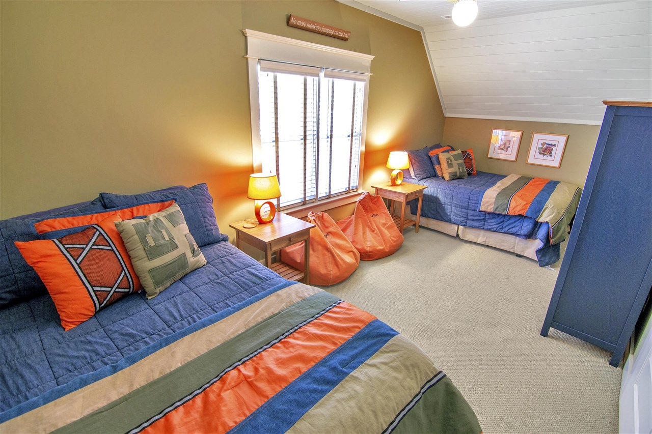 Austin, Kentucky 42123, United States, 6 Bedrooms Bedrooms, ,5 BathroomsBathrooms,Residential,Active,222999