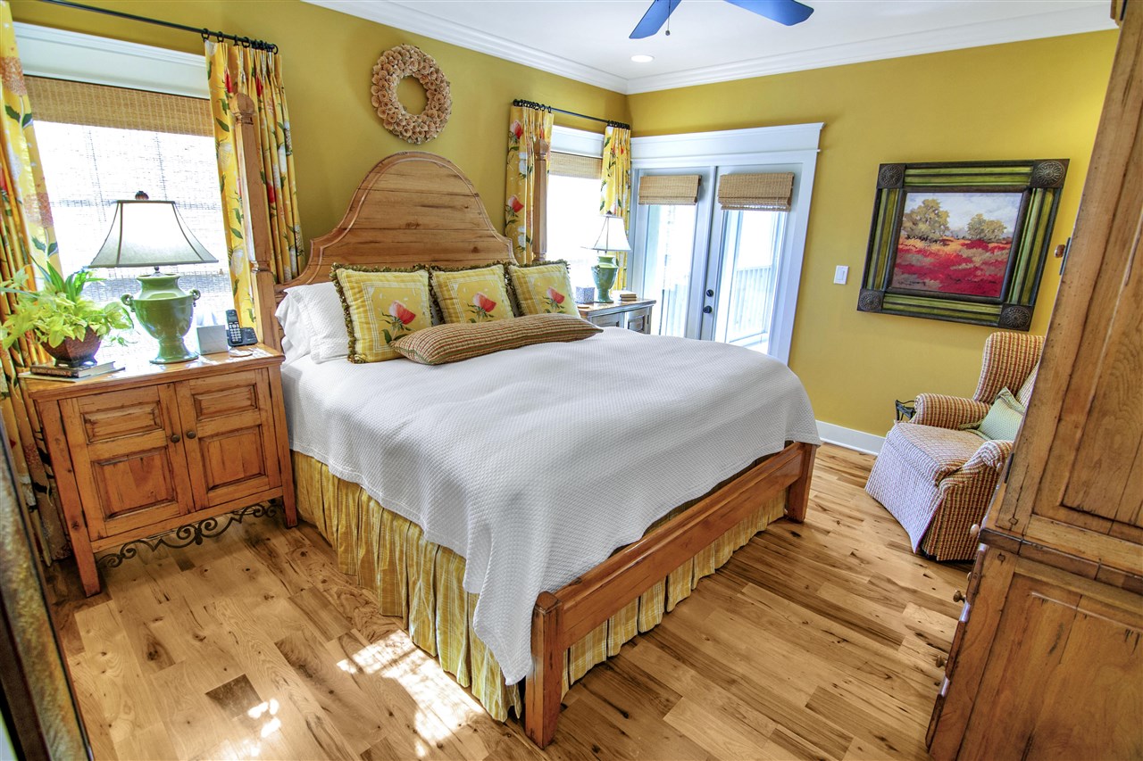 Austin, Kentucky 42123, United States, 6 Bedrooms Bedrooms, ,5 BathroomsBathrooms,Residential,Active,222999