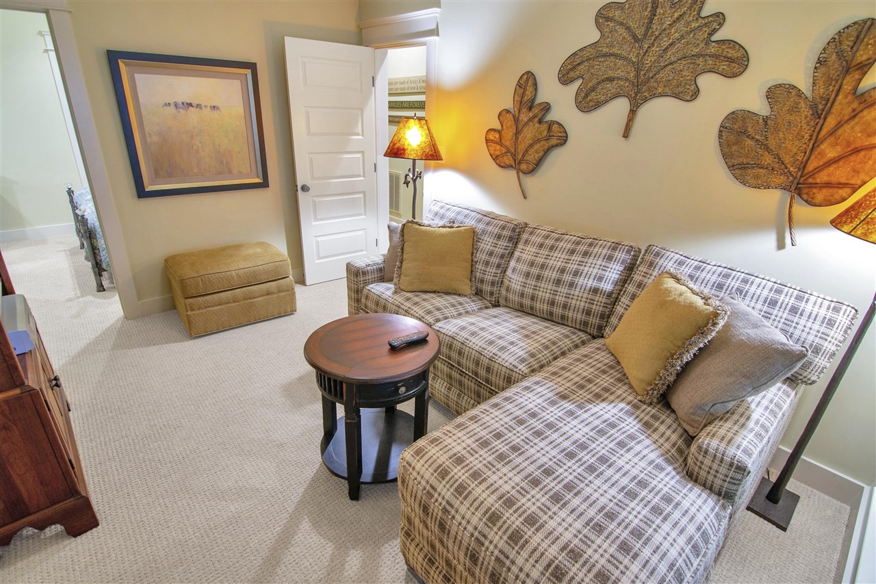 Austin, Kentucky 42123, United States, 6 Bedrooms Bedrooms, ,5 BathroomsBathrooms,Residential,Active,222999