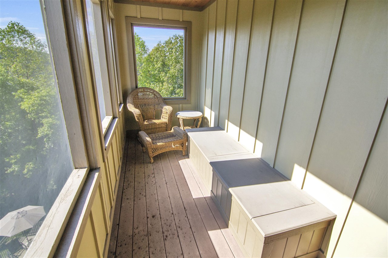 Austin, Kentucky 42123, United States, 6 Bedrooms Bedrooms, ,5 BathroomsBathrooms,Residential,Active,222999