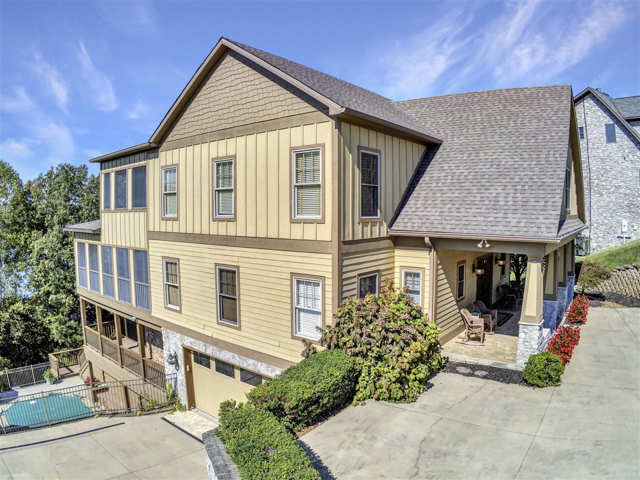 Austin, Kentucky 42123, United States, 6 Bedrooms Bedrooms, ,5 BathroomsBathrooms,Residential,Active,222999