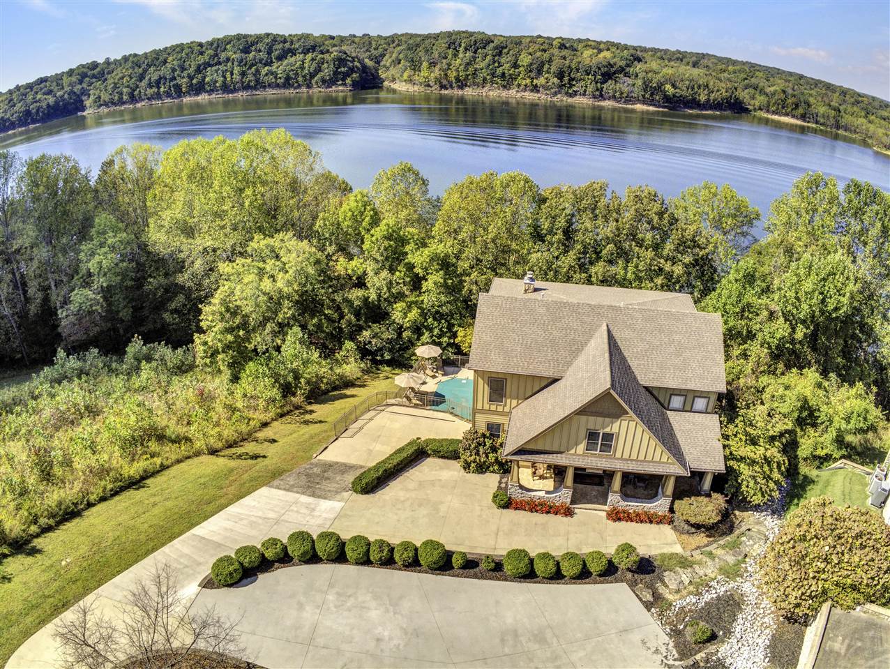 Austin, Kentucky 42123, United States, 6 Bedrooms Bedrooms, ,5 BathroomsBathrooms,Residential,Active,222999