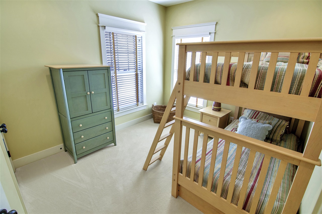 Austin, Kentucky 42123, United States, 6 Bedrooms Bedrooms, ,5 BathroomsBathrooms,Residential,Active,222999