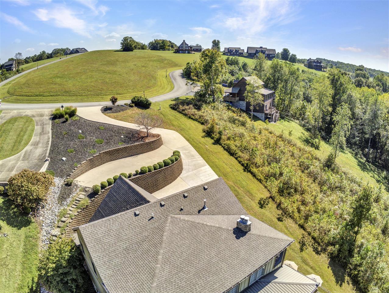 Austin, Kentucky 42123, United States, 6 Bedrooms Bedrooms, ,5 BathroomsBathrooms,Residential,Active,222999