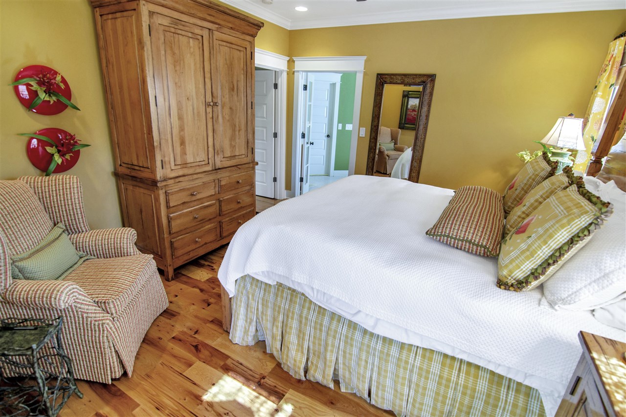 Austin, Kentucky 42123, United States, 6 Bedrooms Bedrooms, ,5 BathroomsBathrooms,Residential,Active,222999