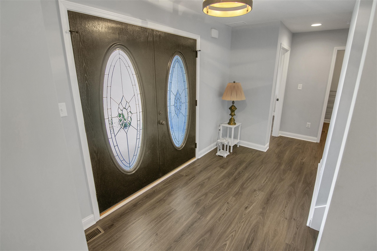 Bowling Green, Kentucky 42101, United States, 4 Bedrooms Bedrooms, ,2 BathroomsBathrooms,Residential,Active,210517