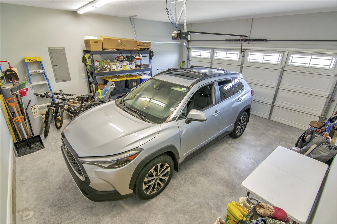 Bowling Green, Kentucky 42101, United States, 4 Bedrooms Bedrooms, ,2 BathroomsBathrooms,Residential,Active,210517