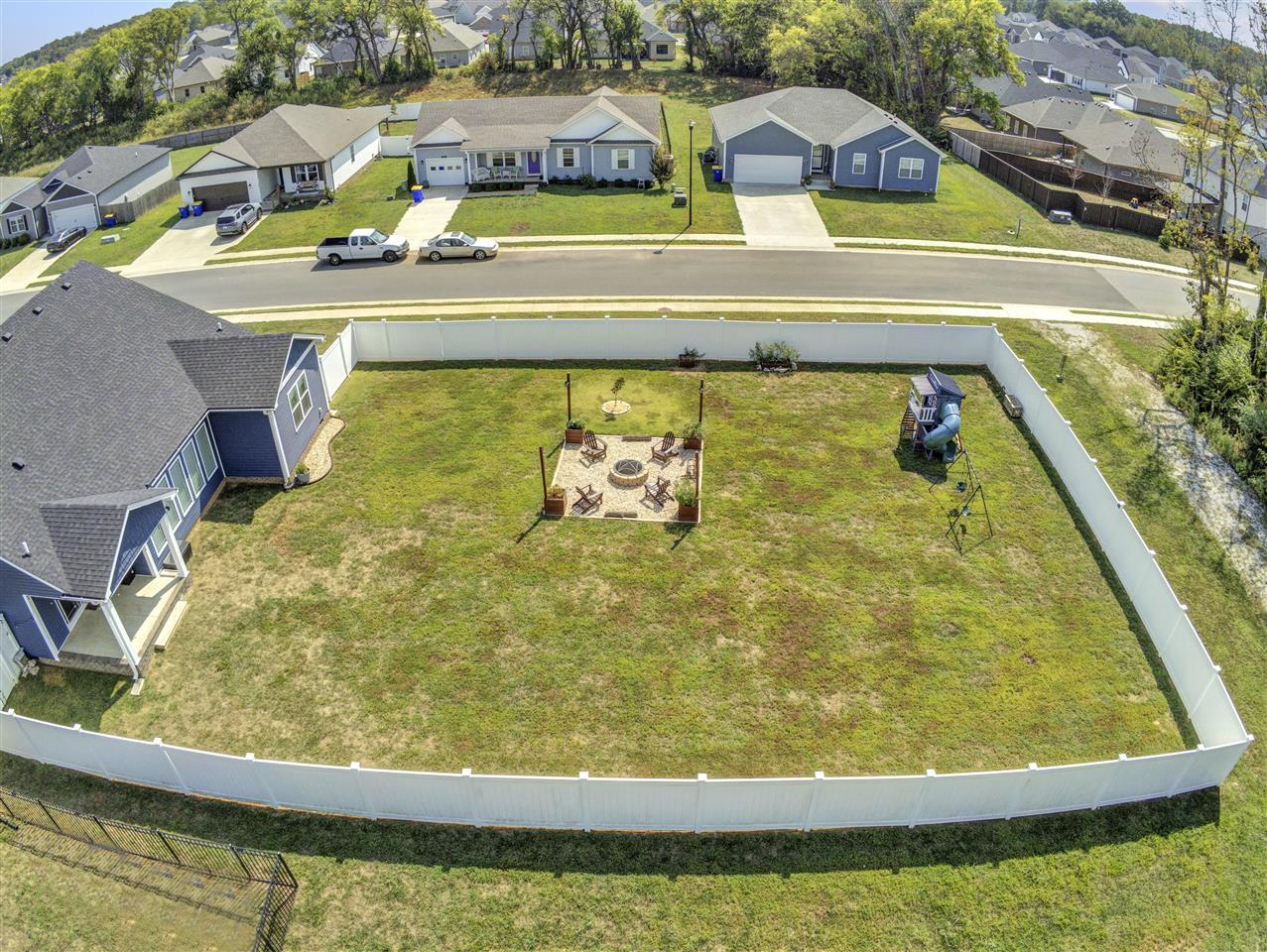 Bowling Green, Kentucky 42101, United States, 4 Bedrooms Bedrooms, ,2 BathroomsBathrooms,Residential,Active,210517