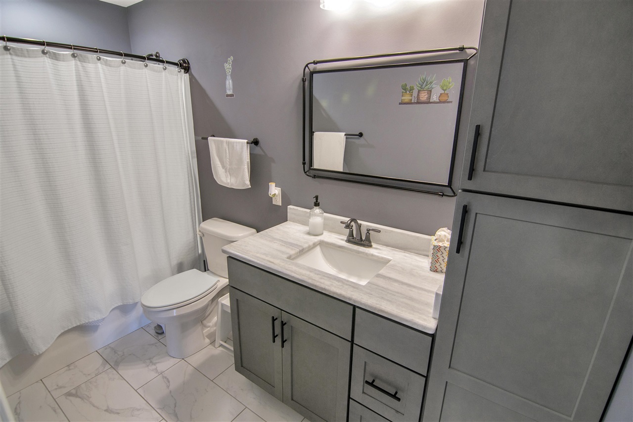 Bowling Green, Kentucky 42101, United States, 4 Bedrooms Bedrooms, ,2 BathroomsBathrooms,Residential,Active,210517