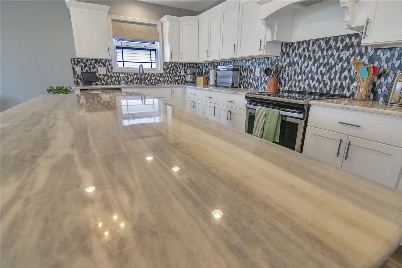 Bowling Green, Kentucky 42101, United States, 4 Bedrooms Bedrooms, ,2 BathroomsBathrooms,Residential,Active,210517