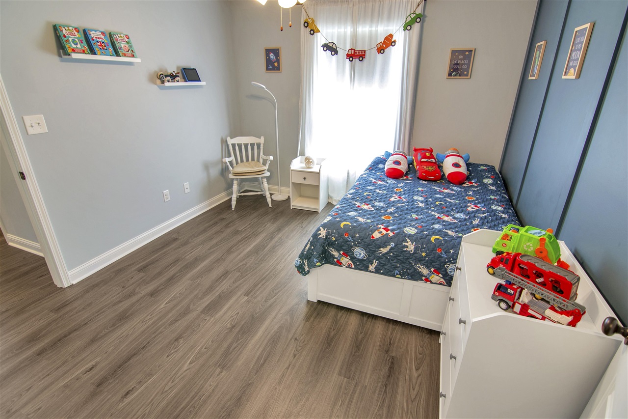 Bowling Green, Kentucky 42101, United States, 4 Bedrooms Bedrooms, ,2 BathroomsBathrooms,Residential,Active,210517