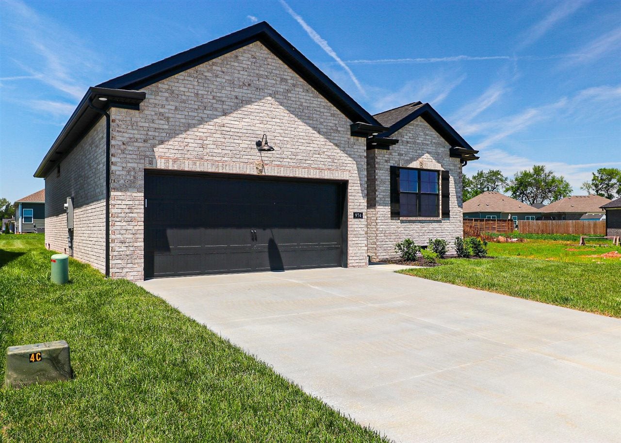 974 County House Lane