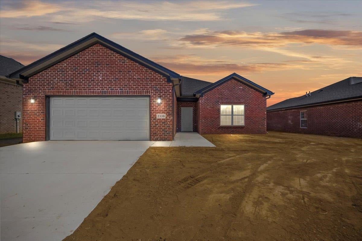 2339 Trenton Lane