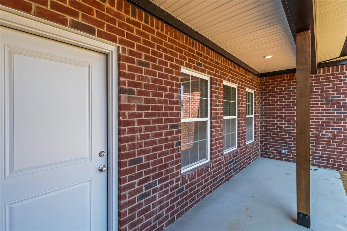 2339 Trenton Lane