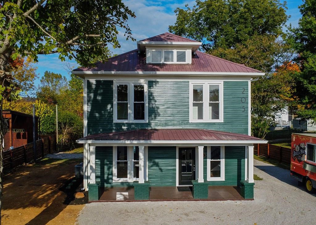 Cave City, Kentucky 42127, United States, ,Residential,Active,79904