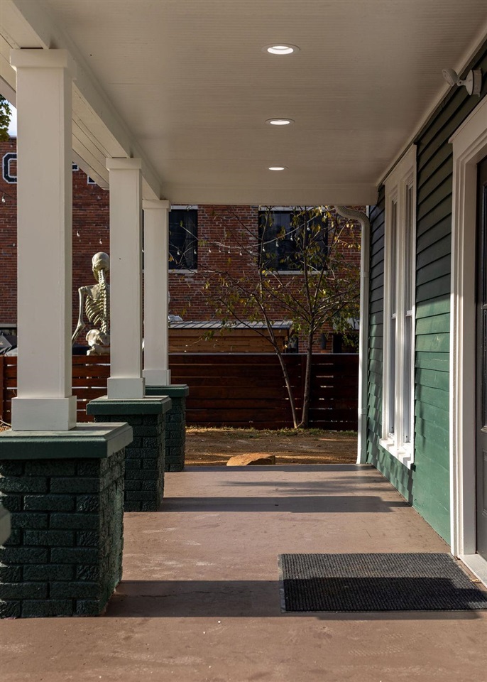 Cave City, Kentucky 42127, United States, ,Residential,Active,79904