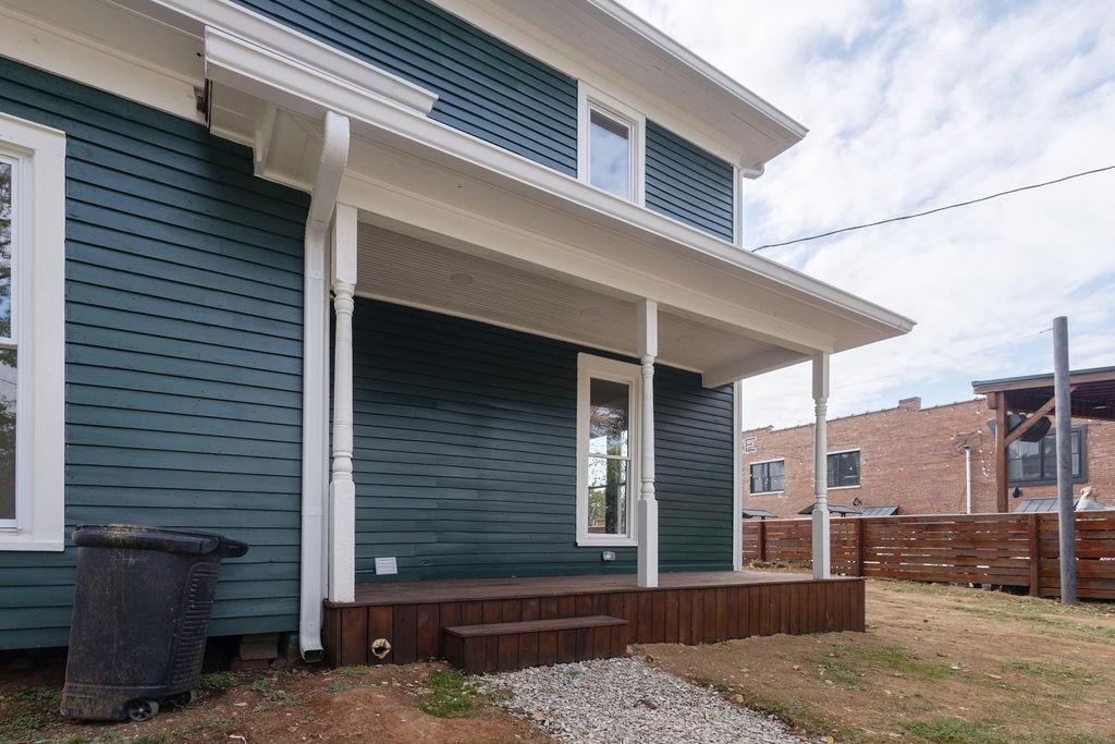 Cave City, Kentucky 42127, United States, ,Residential,Active,79904