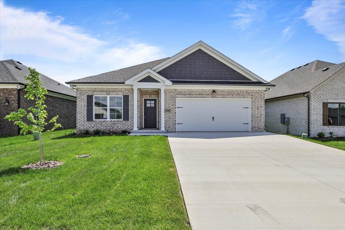 1141 Shallowford Street