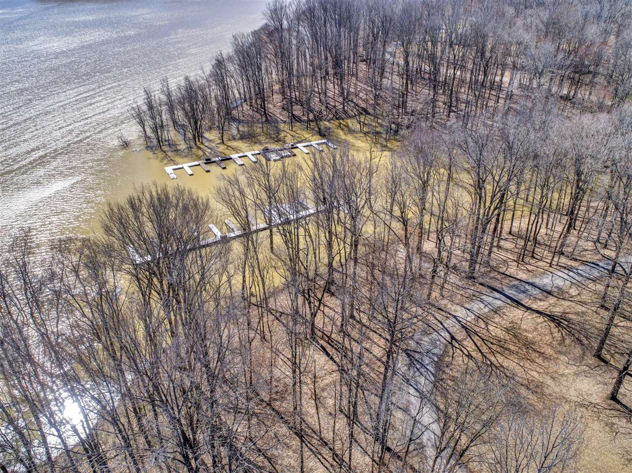 Glasgow, Kentucky 42141, United States, 4 Bedrooms Bedrooms, ,2 BathroomsBathrooms,Residential,Active,81295