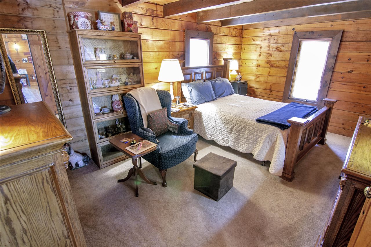 Glasgow, Kentucky 42141, United States, 4 Bedrooms Bedrooms, ,2 BathroomsBathrooms,Residential,Active,81295