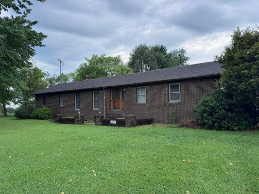 2733 OLD MUNFORDVILLE RD, GLASGOW, KY 42141 - Image 81b47a3b4df4b37dcd2f1ab3d64b59a5/1544300678