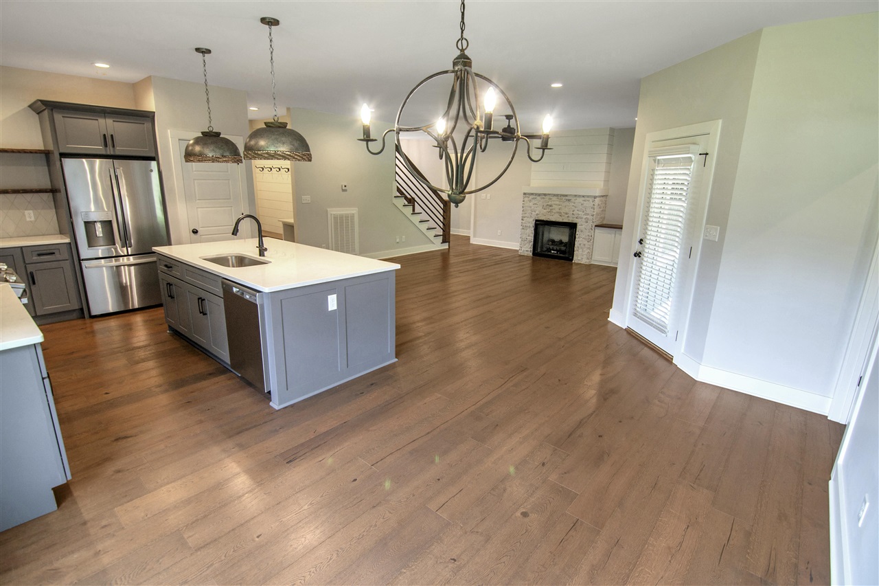 Bowling Green, Kentucky 42103, United States, 5 Bedrooms Bedrooms, ,4 BathroomsBathrooms,Residential,Active,152387